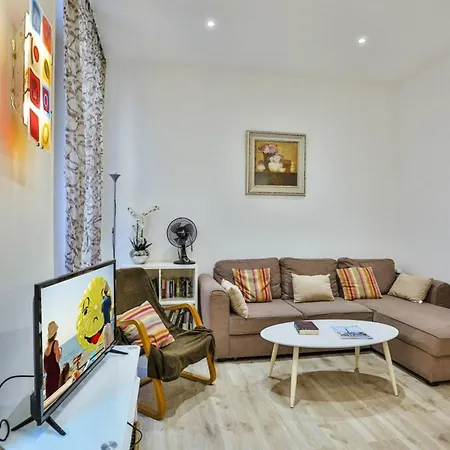Barillerie - Perfect Location 1 *