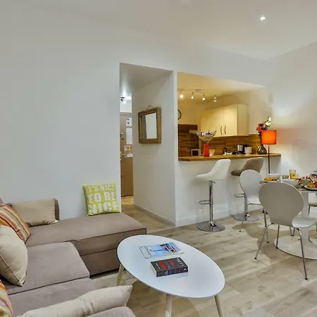 Barillerie - Perfect Location 1 Apartment Nizza